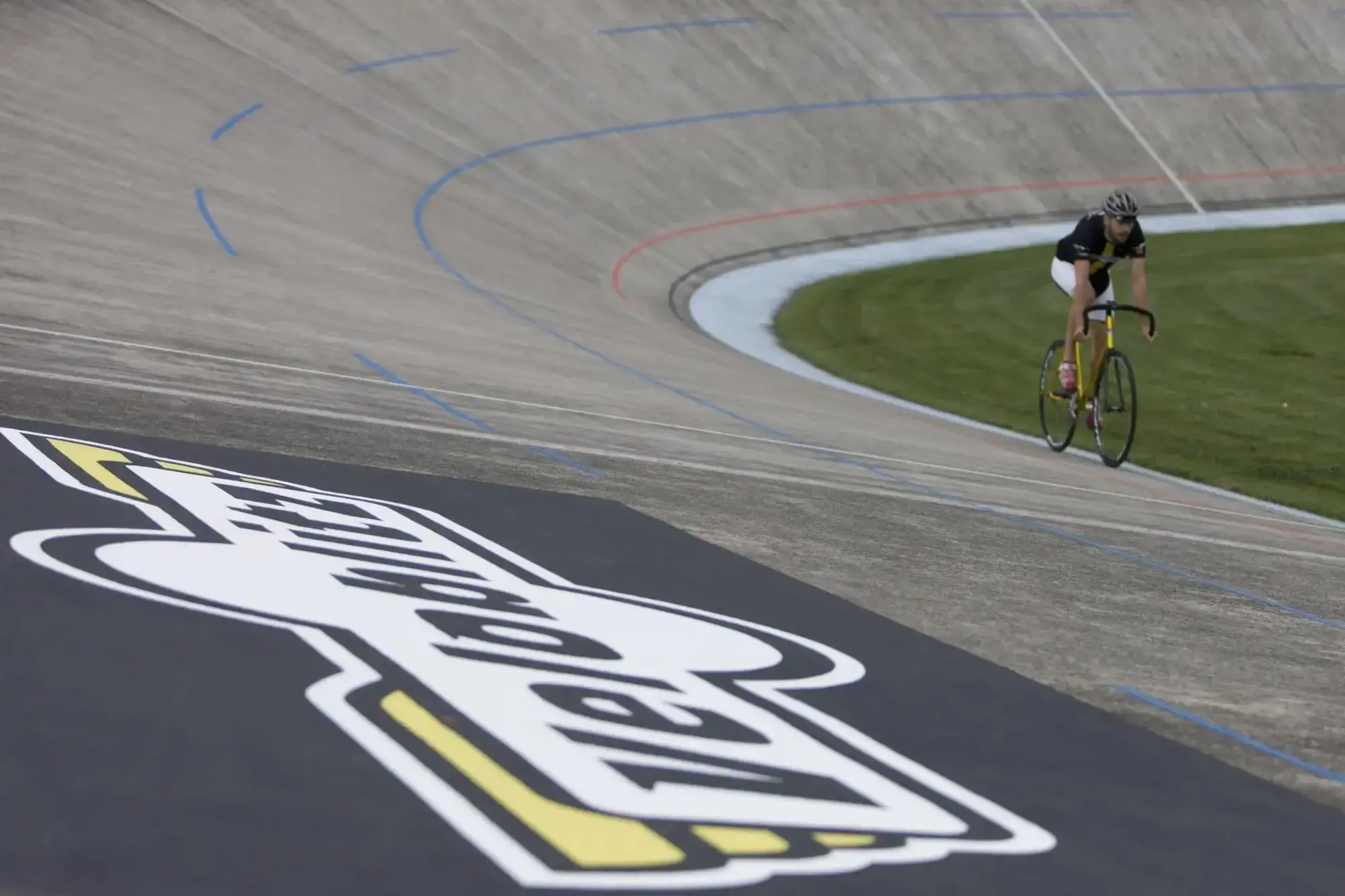 Veloblitz insights radsport offene rennbahn